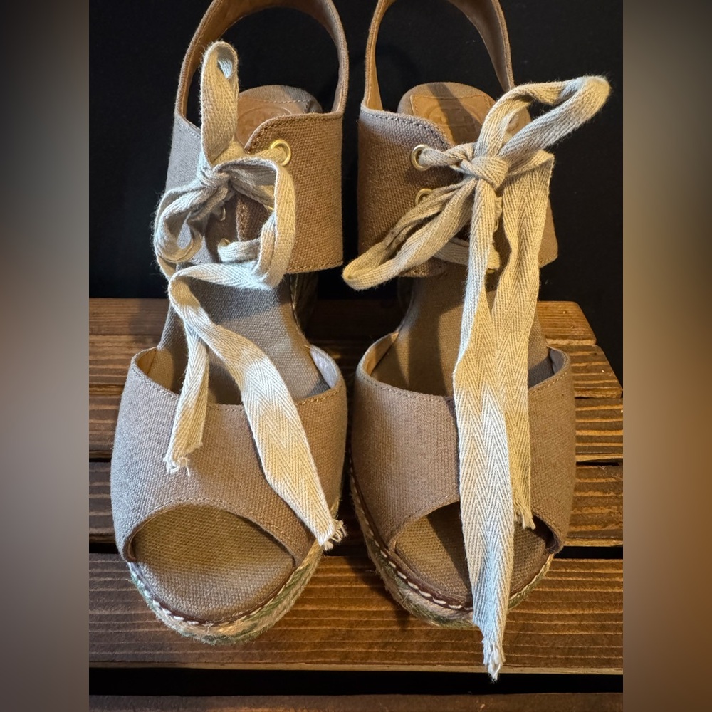 Tory Burch Espadrilles Wedges - Picture 12 of 12